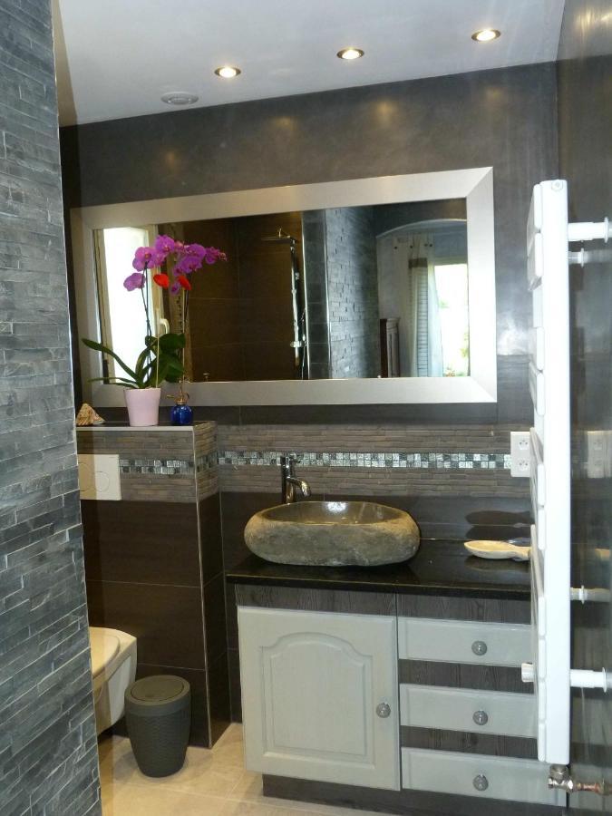 Les Bambous B&B Levens Exterior foto